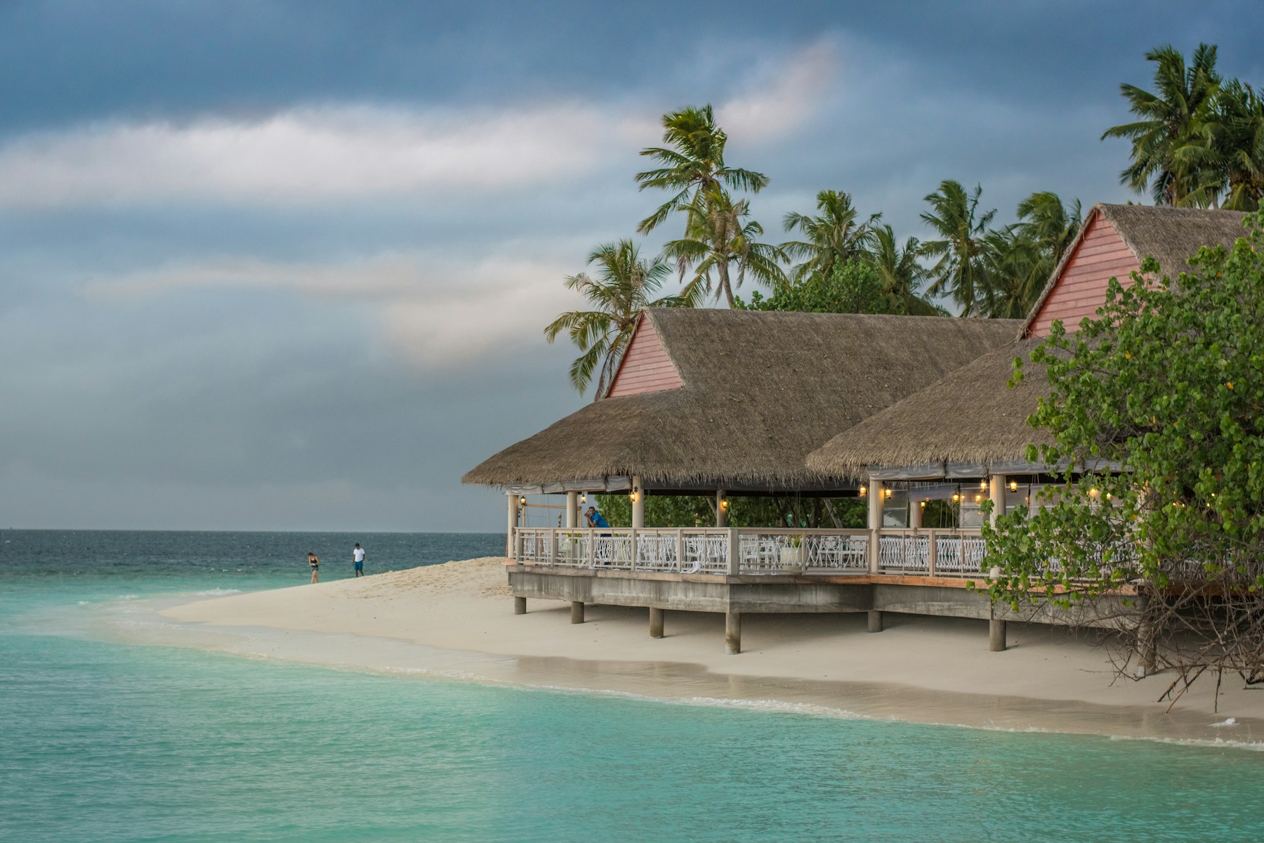 A peaceful sandy beach and turquoise ocean